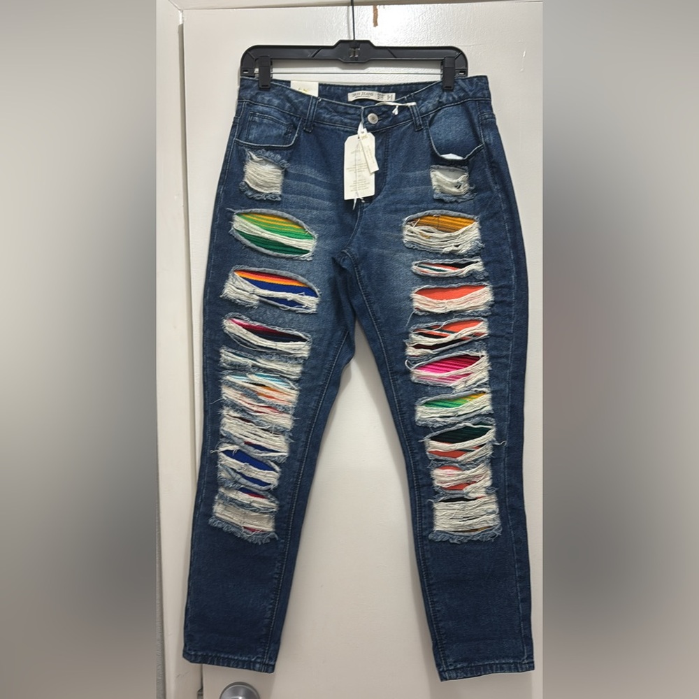 NWT IRIS Serape distressed jeans, size 5